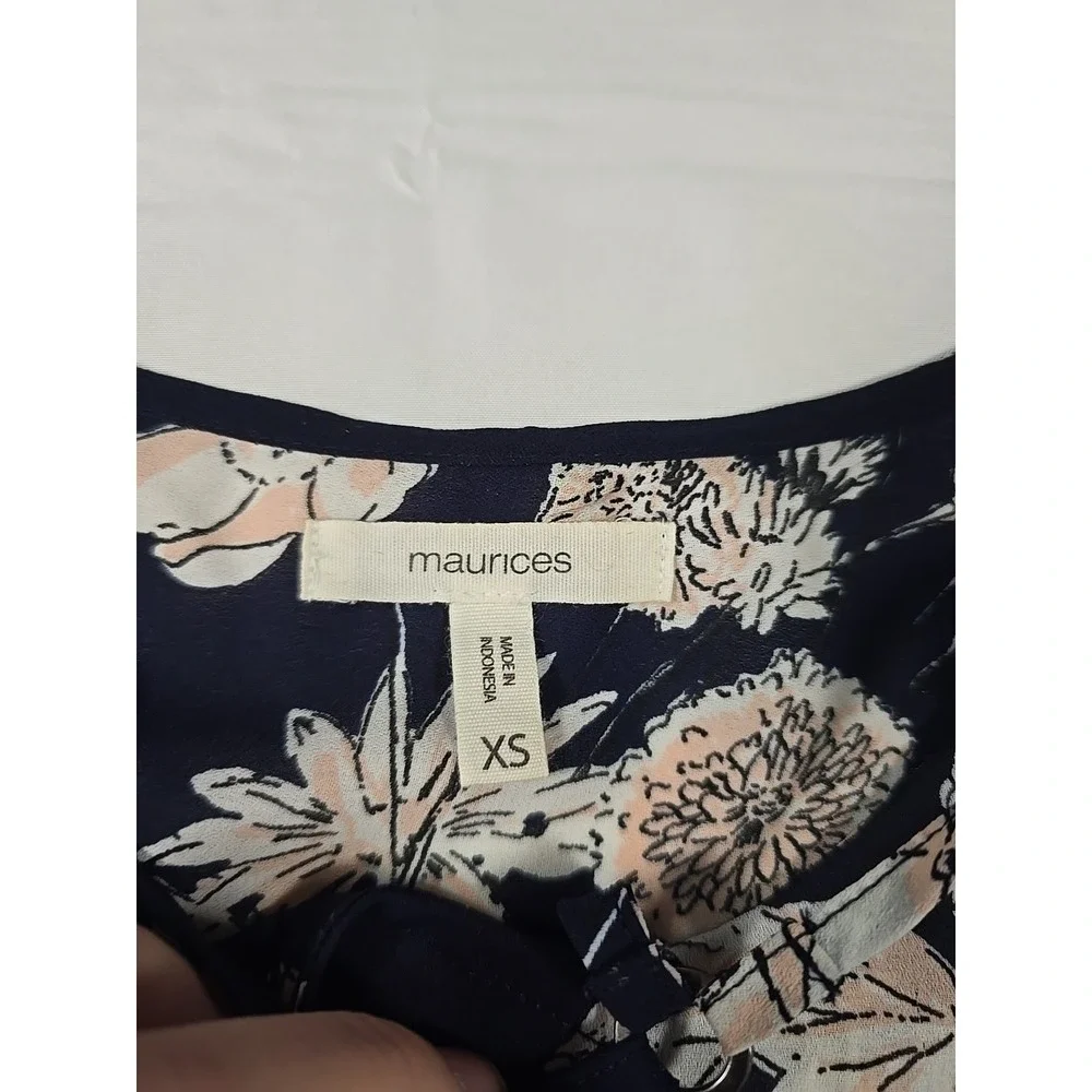 NWOT Maurices Floral‎ Sleeveless Blouse Blue Women's Cottagecore Top